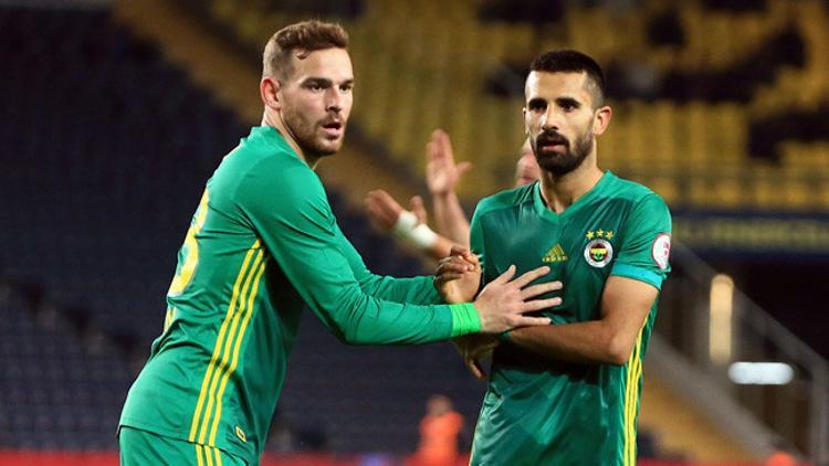 Fenerbahçe'de flaş gelişme! Janssen ve Alper...