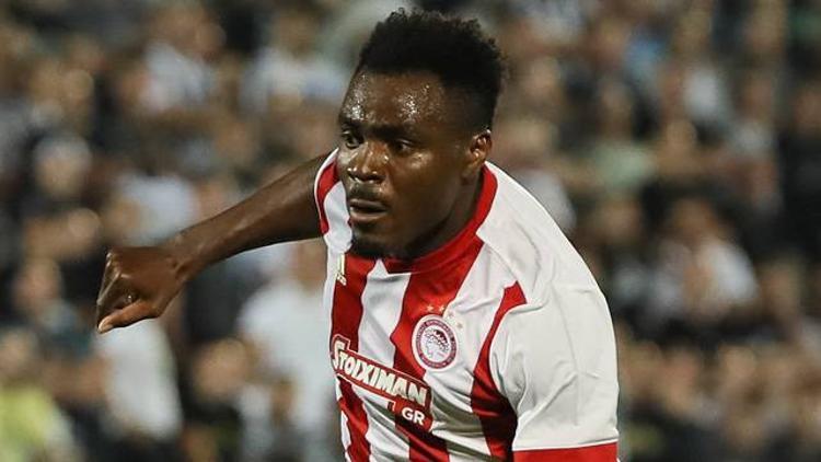 Emenike'yi geri gönderiyorlar... Gözden çıkarıldı!