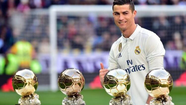 Dünya Futbol Ödülleri sahiplerini buldu Ronaldo...