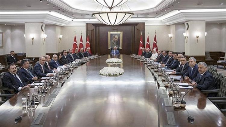 Kabinede erken revizyon beklentisi
