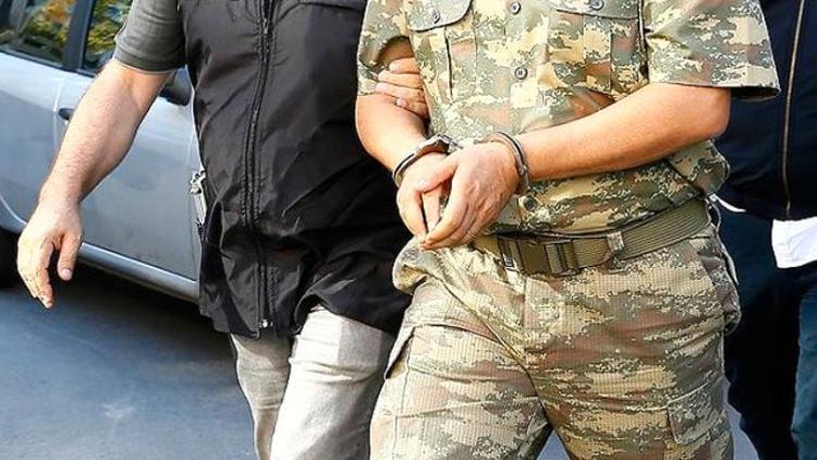 4 subay 'FETÖ'cüyüm diye' teslim oldu
