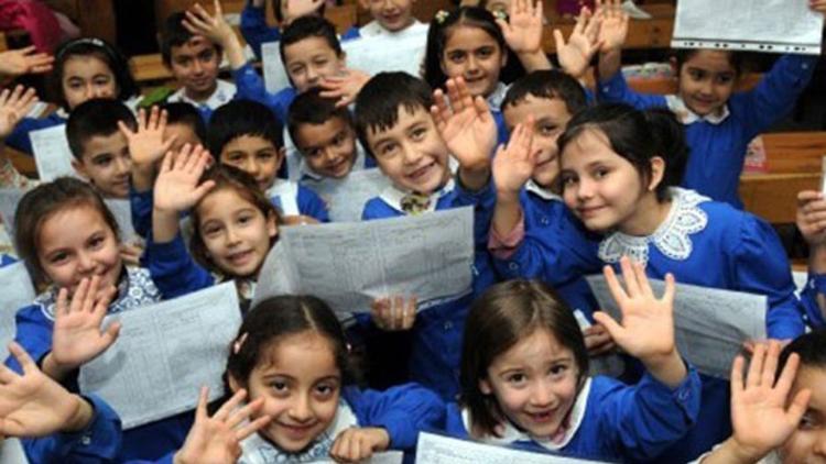 Milli Eğitim Bakanı 15 tatil öncesi müjdeyi verdi!