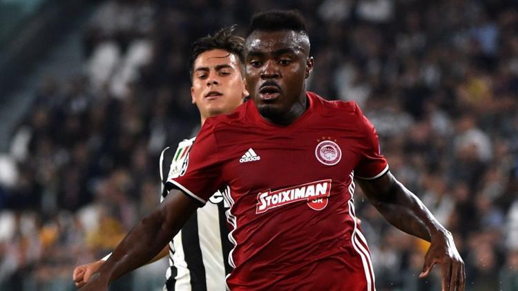 Emenike de dönüyor! Sow'un ardından...