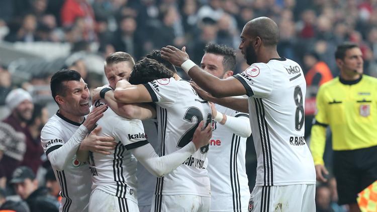 Kartal yarı finale göz kırptı