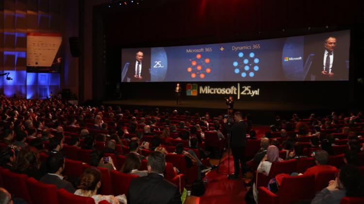 Microsoft, Teknoloji Zirvesi’nde geleceğin teknolojilerine ışık tuttu
