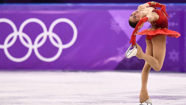 Alina Zagitova, 15 yaşında altın madalyanın sahibi oldu!