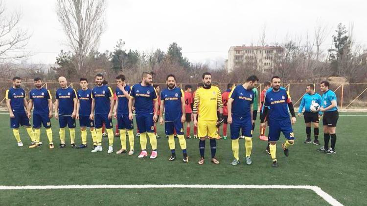 19 gol atılınca hakem maçı 30 dakika erken bitirdi