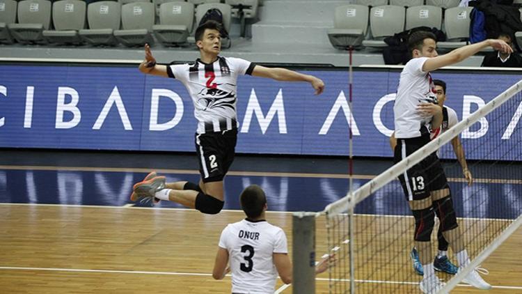 Beşiktaş'a büyük şok! Küme düştü...
