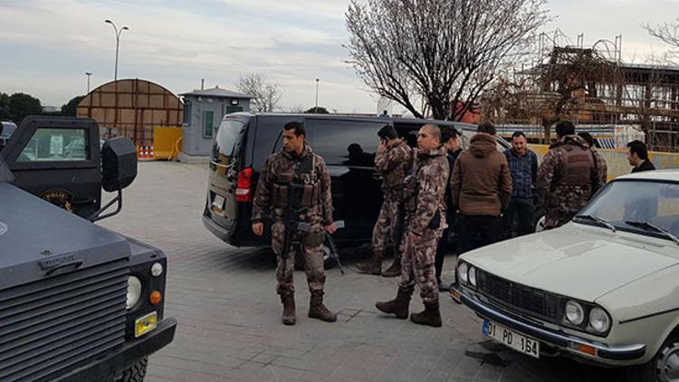 Son dakika: UBER aracına silahlı saldırı!