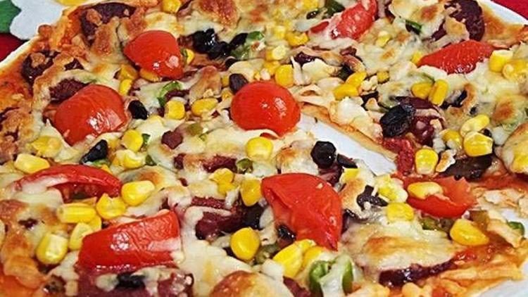Lavaştan pizza tarifi