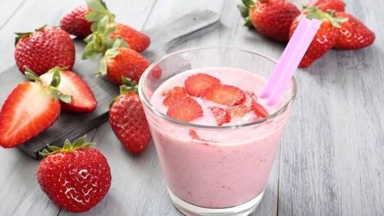 Kırışıklıklardan arındıran smoothie tarifi