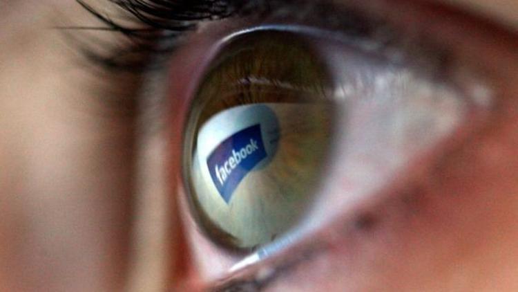 5 soruda Facebook verilerini 'usulsüz kullanmakla' suçlanan Cambridge Analytica
