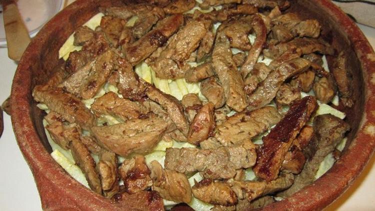 Peri Bacaları’nda pişen yemekler