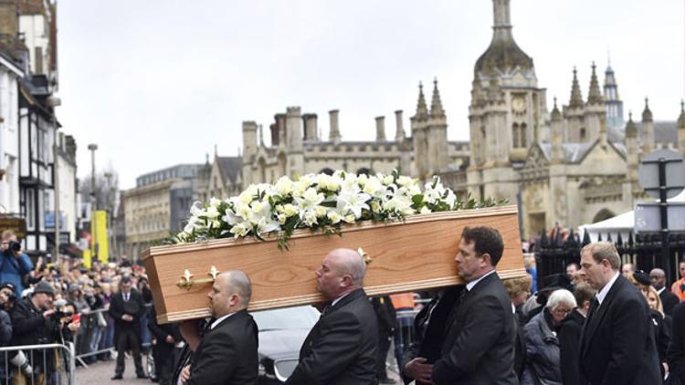 Stephen Hawking için Cambridge'de cenaze töreni