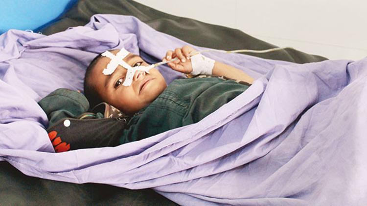 Taliban’a operasyonda medrese hedef: 70 ölü