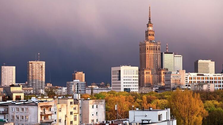 Varşova'nın orta yeri gökdelen