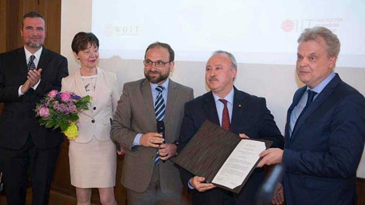 İlahiyat Enstitüsü beş yaşında