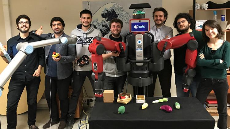 Türk akademisyenden hayal edebilen, düşünebilen robot projesi