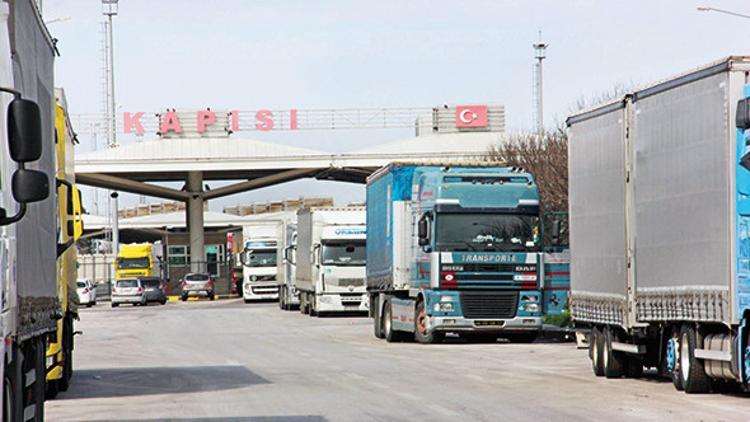 Gümrükte kuyruğu teknoloji bitirecek