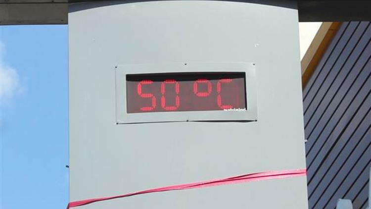 Siverek’te termometreler 50 dereceyi gösterdi