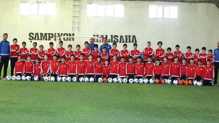 Sivas'ta "Futbol Okulu Projesi"