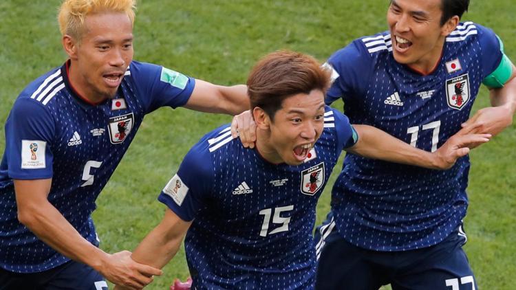 Japonya Kolombiya'yı 2 golle geçti