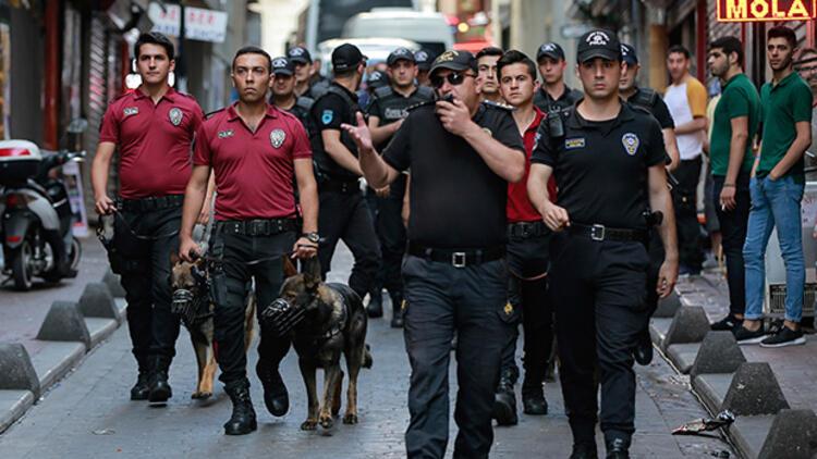 Beyoğlunda izinsiz gösteriye polis müdahalesi