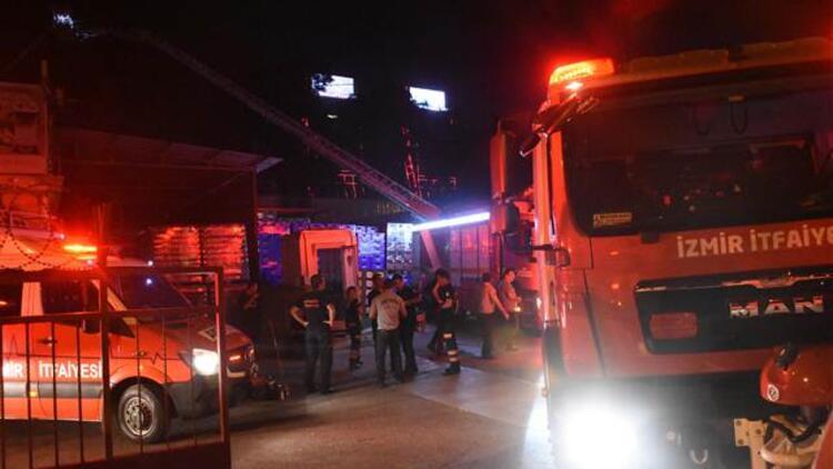 İzmirde İZBAN hattındaki yangın korkuttu
