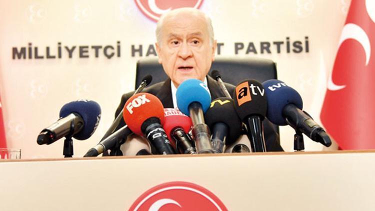 'Yürüyen mezar taşı değiliz'