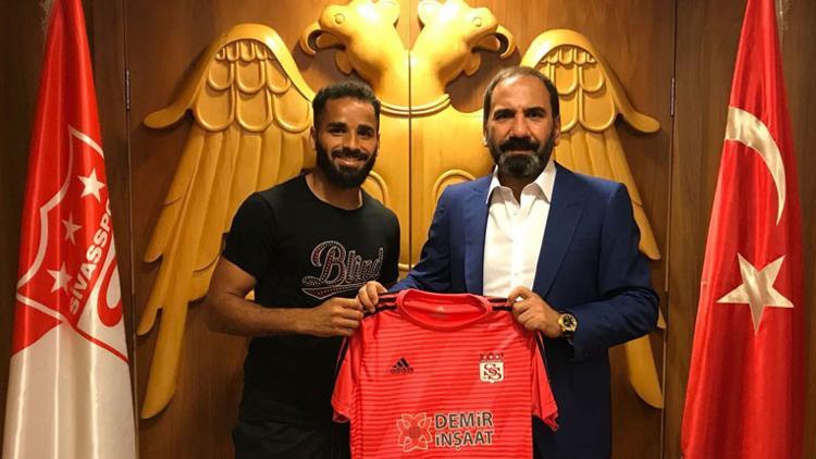 Sivasspor, Douglas ile 1 yıllık sözleşme imzaladı