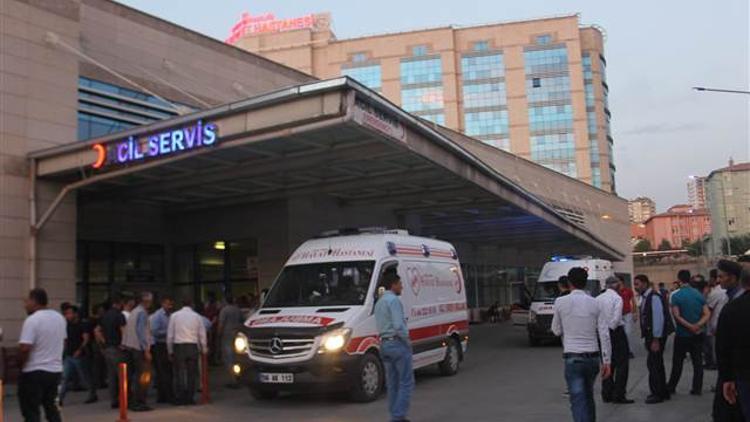 Siirt'te tarım aracı devrildi: 2 ölü 9 yaralı
