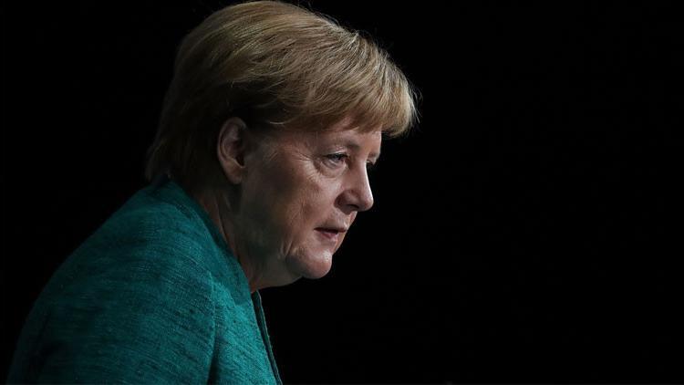 Almanya karıştı, Merkel'i sarsmıştı: Yankıları sürüyor