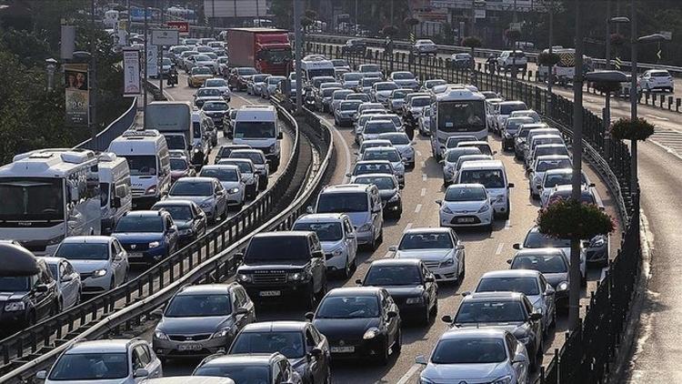 Trafiğe kayıtlı araç sayısı 23 milyona dayandı