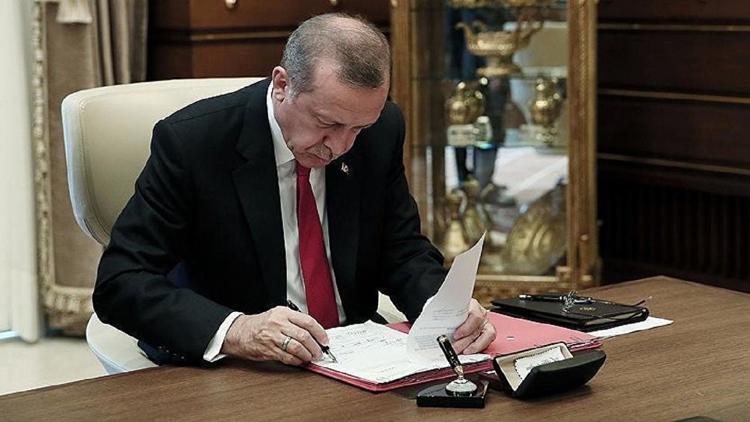 Son dakika... Gece yarısı flaş atama kararları