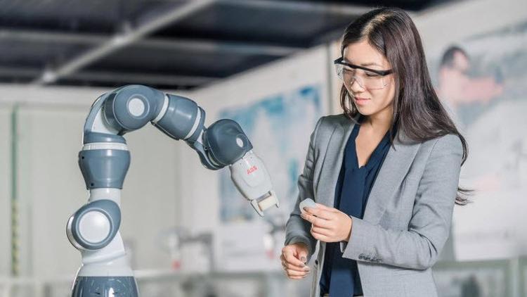 Robot yapan robot dönemi başlıyor!