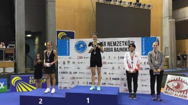Badmintonda şampiyon Neslihan Yiğit!