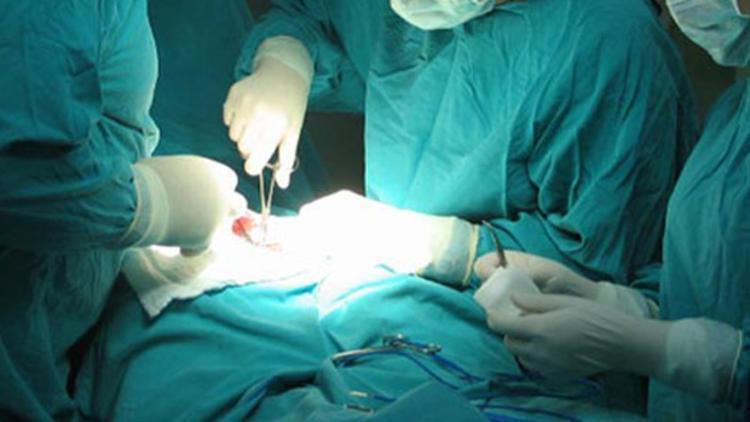 Kanser teşhisiyle ameliyata alındı ama! Doktorları şoke eden olay
