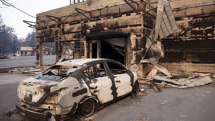 Kaliforniya'daki yangında can kaybı 42'ye yükseldi