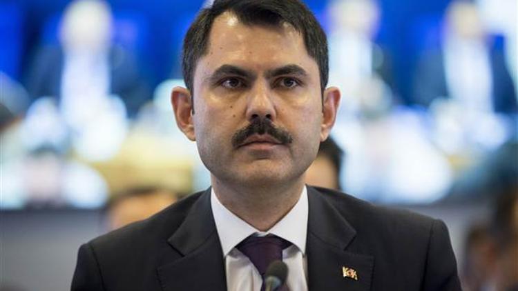 Bakan Kurum: Türkiye'de 450 bin müteahhit var