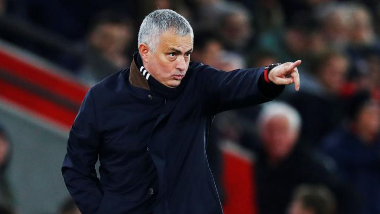 Mourinho, 3 sezondan sonrasını göremiyor!