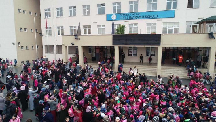 Bu okulda 66 ilçenin nüfusundan fazla öğrenci var