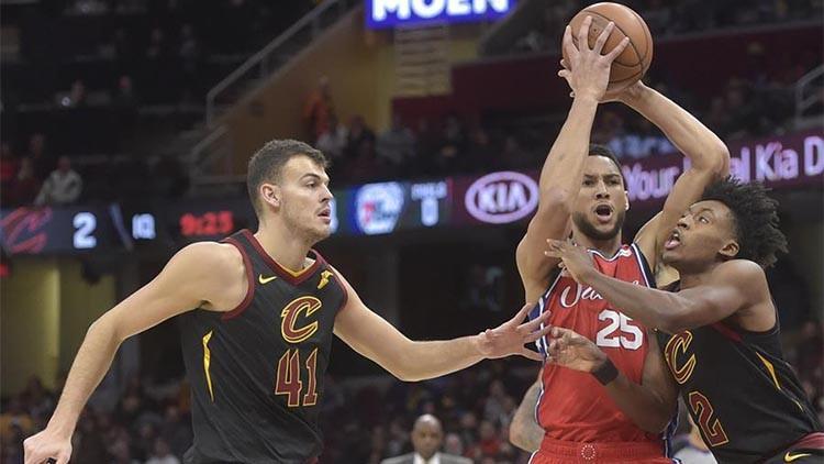 Philadelphia, Simmons önderliğinde kazandı!
