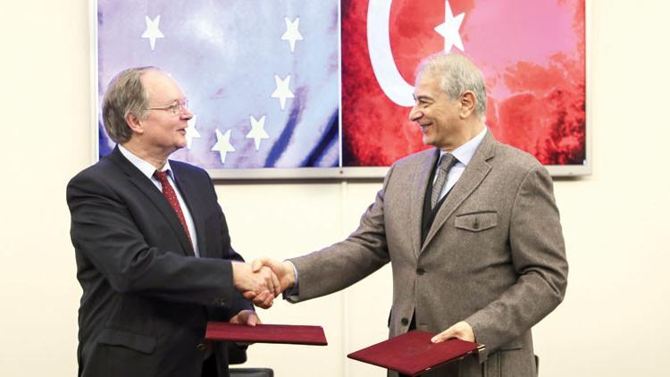 3 milyar Euro’luk ikinci pakete onay