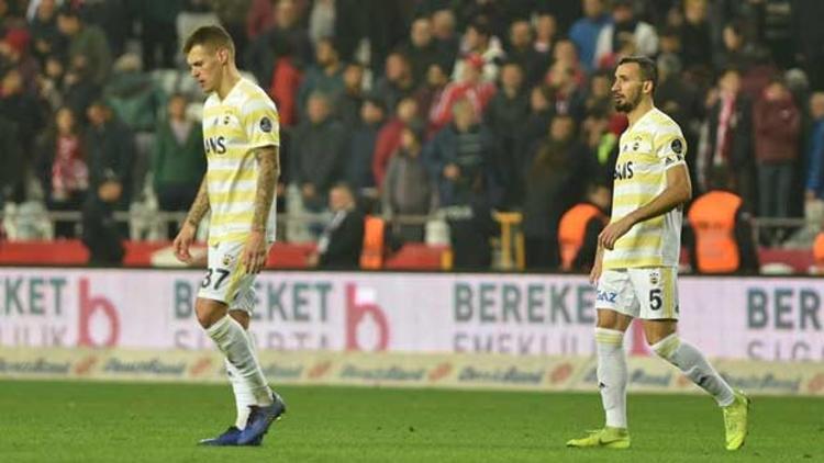 Fenerbahçe dibe vurdu