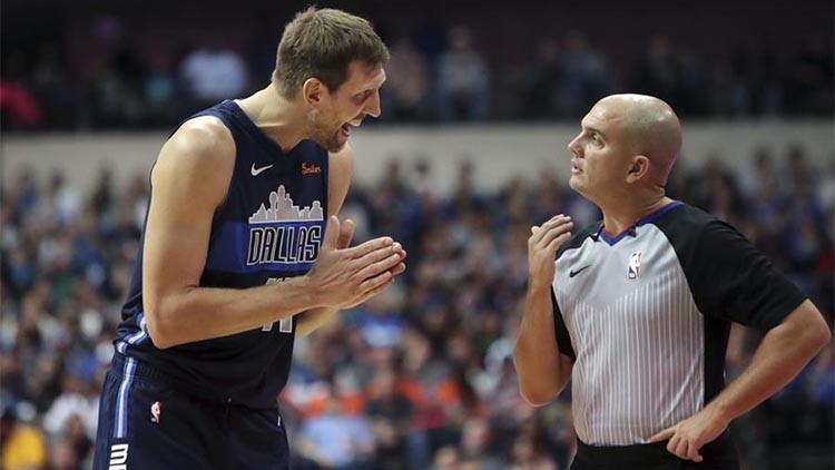 Nowitzki'den 900. galibiyet!