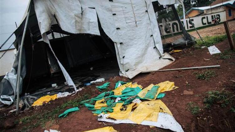 Saldırı sonrası şok Ebola şüphelileri firar etti