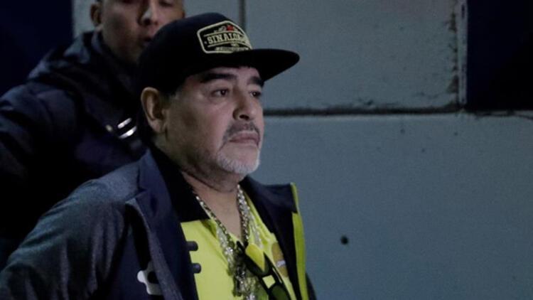 Diego Maradona hastaneye kaldırıldı