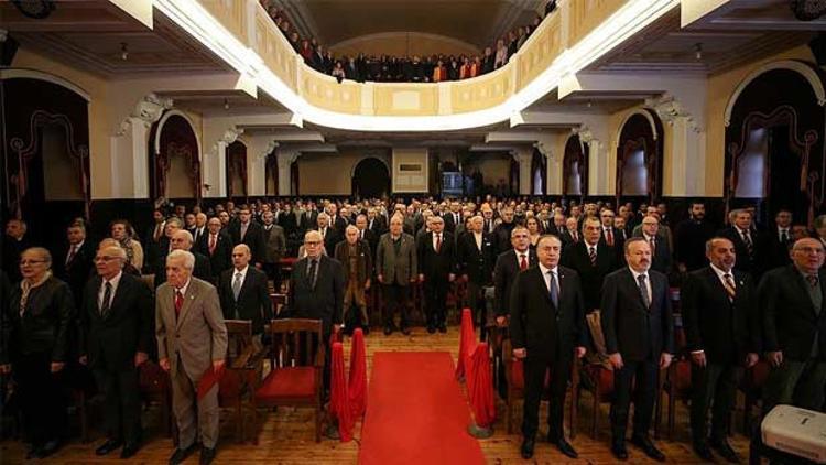 Galatasaray'da divan kurulu toplantısı yarın yapılacak