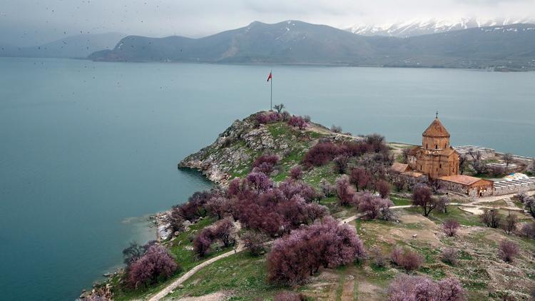 Doğu’nun kutupyıldızı Van