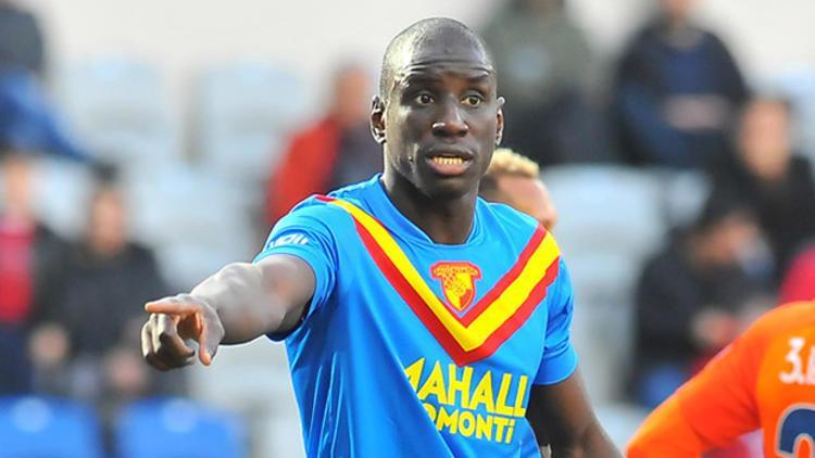 Demba Ba transferinde son dakika! İmza için...